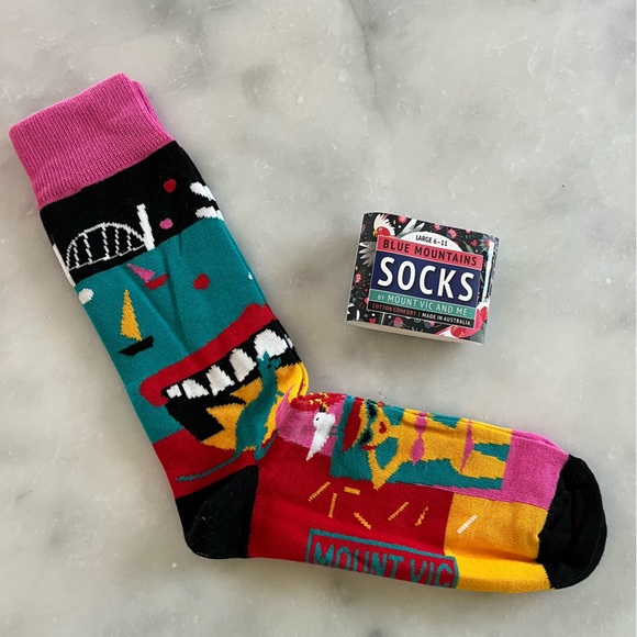 Blue Mountains Designed. Nostalgic Socks. Australia. 6-11 large. - Picture 4 of 7